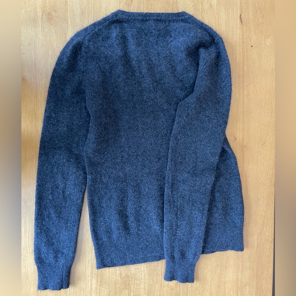 Lord & Taylor Cashmere Sweater - Picture 3 of 3